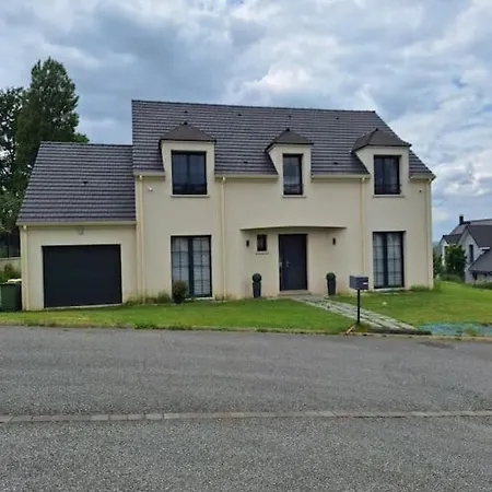 Belle Maison Recente Neauphle-le-Chateau Exterior photo