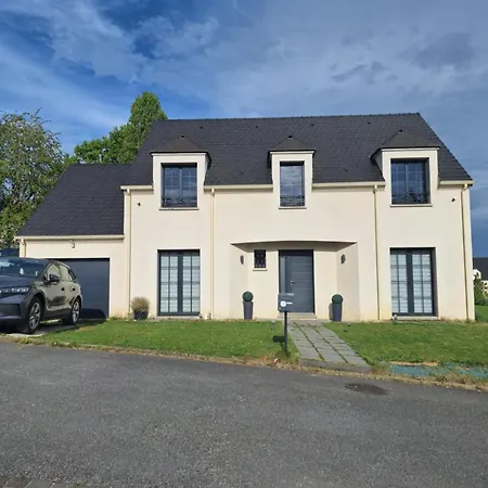 Belle Maison Recente Neauphle-le-Chateau Exterior photo