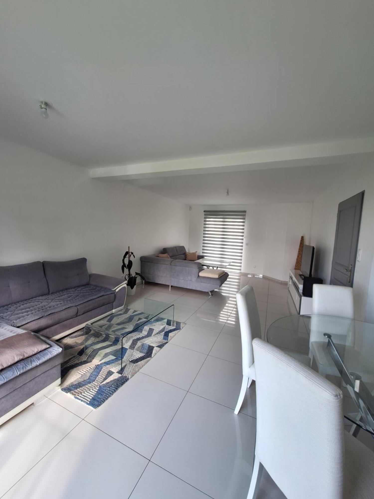 Belle Maison Recente Holiday home